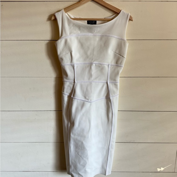 Chiara Boni Dresses & Skirts - La Petite Robe Chiara Boni Dress